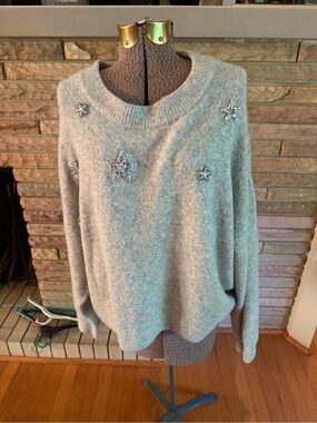 H&M Women’s XL Gray Embellished Star Sweater Rhinestone Crewneck